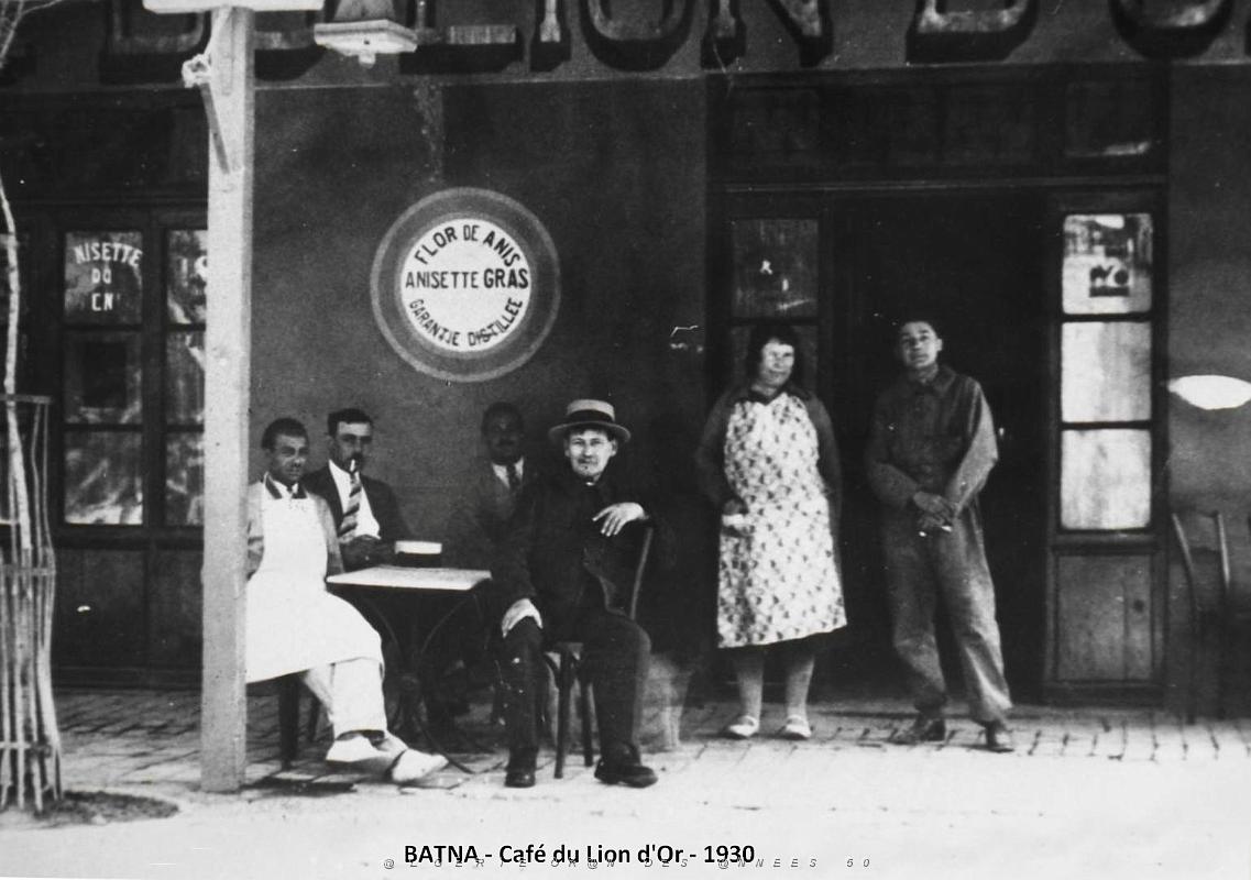 783- Batna - Cafe le Lion d'Or avant 1930.1.jpg